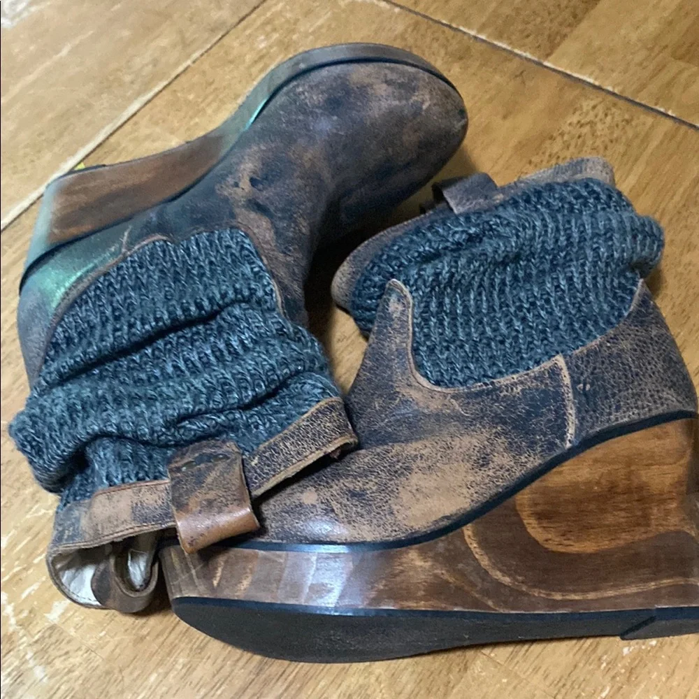 Distressed Brown Ankle Boots - Picture 5 of 8
